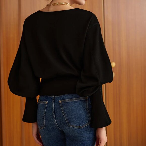 Commense Bell Sleeve Cinched Sweatshirt NWT - Picture 3 of 14